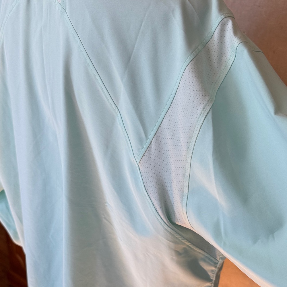Under Armour Loose 3XL Women's Plus Vented Outdoor Shirt Heatgear Mint Green - Picture 8 of 14